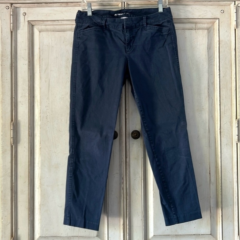 Old Navy Women's Navy Capris